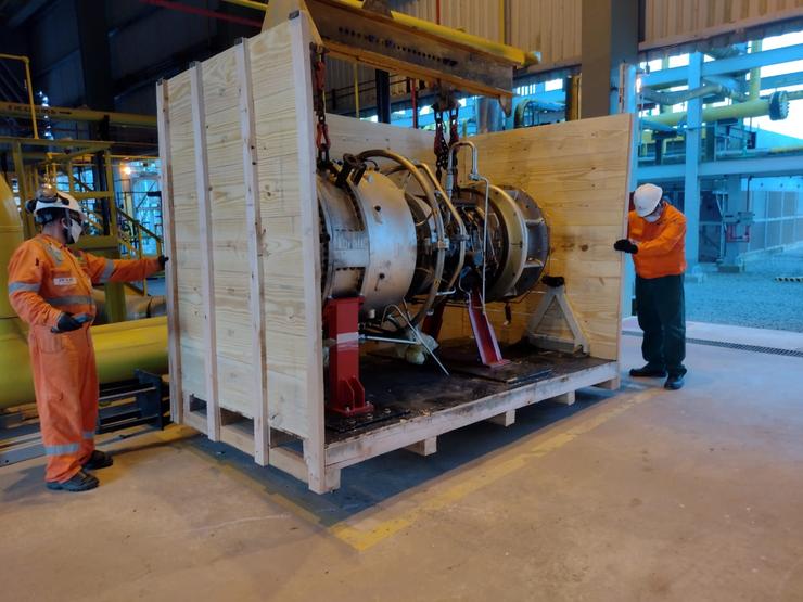 caixa de madeira para transporte de equipamento pesado